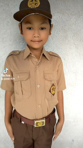 eLDe Setelan Pramuka Penggalang SD MI Tangan Pendek Laki Laki