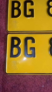 plat nomor mobil font baru kuning 1 pcs