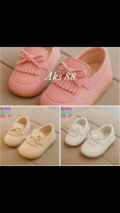 Sepatu Bayi Perempuan Model simple Pita Bertali Anti Slip Dan Nyaman Di Pakai