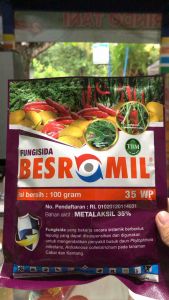 Besromil 35 WP 100 Gram Fungisida Metalaksil Mengendalikan Penyakit Busuk Akar Karat Daun