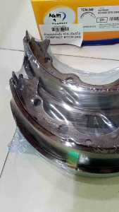 ผ้าเบรคหลัง ดรัมเบรคหลัง รถตู้ Kia Pregio และ กระบะ Kia Jumbo K2500/K2700/K2900 ยี่ห้อ Compact
