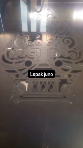 Dekorasi Rumah Modern: Wayang Gunungan Akrilik Mirror Ukuran 40 x 60 cm