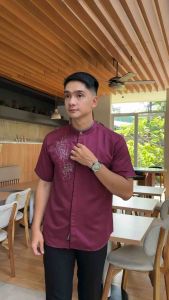 Baju Koko Pria Lebaran Lengan Pendek Terbaru Warna Burgundy Hitam Putih Sage