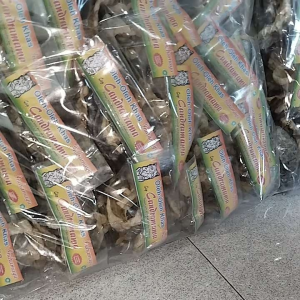 KERUPUK KULIT IKAN REMANG SUPER - 3 pcs / Oleh-oleh khas Indramayu / Rasanya yang maknyosssss....!!