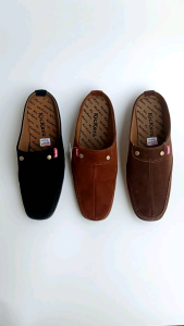 Sepatu Slop Pria: Tips dan Rekomendasi