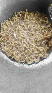 แคปหมูติดมัน*สำหรับทอดเอง* กากหมูกร๊อบกรอบสูตรโบราณขนาด1000กรัม