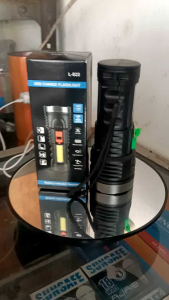 Senter Portable 4 LED + cob light