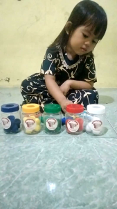 Mainan Montessori Sortir Warna Pompom 25cm(1paket)