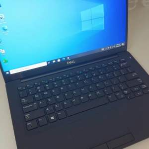 DELL 7390 core i5 8300 ram 8G ssd 256G. Man hình 14 FULL HD SIÊU MƯỢT SIÊU MỎNG NHẸ GIÁ TỐT NTT