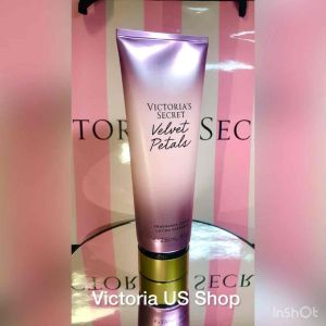 รุ่นใหม่ ล่าสุด การันตี เสริมสวย 100% โลชั่นน้ำหอม กลิ่น Velvet Petals ของแท้ กับ VICTORIAS SECRET Fragrance Lotion ขนาด 236ml
