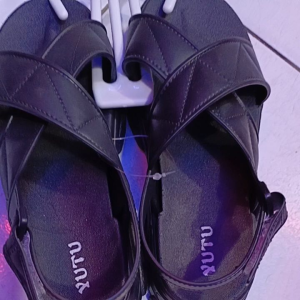 sandal slop tebal tali silang. dari yutu