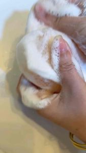 สบู่ทองคำ สบู่น้ำแร่ สบู่ส้มซี ไม่มีกล่อง ขนาด 100กรัม(สุ่มสูตร)