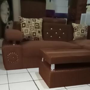 Sofa Sudut Ornis: Desain Ergonomis & Multifungsi