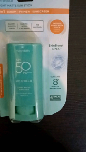 Wardah UV Shield Light Matte Sun Stick SPF 50 22 g