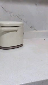 portable electric fruit juicer - USB-charging or personal juicer blender.