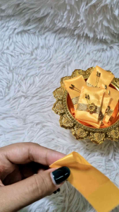 [พร้อมส่ง] เซตผ้าไตรจีวร โปรยทานงานบวช ให้บวชของเราเป็นตำนาน