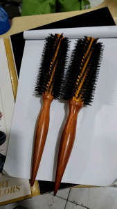 hair brush/heavy duty roller brush with a golden center