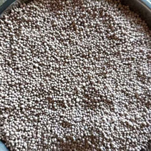 ปุ๋ยตรากระต่าย 16-16-16 เม็ดสีชมพูอ่อน บำรุงต้น ใบ และผลเพิ่มแคลเซียม 3% ละลายง่าย พืชนำไปใช้ได้ไว