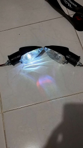 promo termurah 4 pcs lampu sein kedip 7 warna sen vixion new vixion old aerox R15 R25 MX king RX king WR 155 mega pro tiger scorpio xabre ukuran standar universal 1 set isi 2