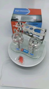 kệ để bàn trải đánh răng ViNAHaSA dưới kính trên inox