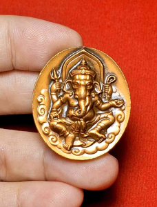 เหรียญพระพิฆเนศ หลังพระวิษณุกรรม  ปี 2552 สำนักช่างสิบหมู่ กรมศิลปากร จัดสร้าง