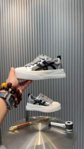 Giày Nam Thể Thao V702 Vải Lưới Thoáng Khí Kiểu Dáng Thời Trang Thoáng Nhẹ