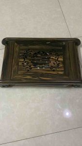 Khay trà chân cuốn thư gỗ mun hoa trang trí phòng khách