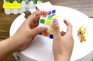 🔰[Rubik3x3x3] Khối Rubik 3x3x3 - Đồ chơi trí tuệ - Nhựa ABS cao cấp không độc hại - Xoay mượt - Giải trí🔰