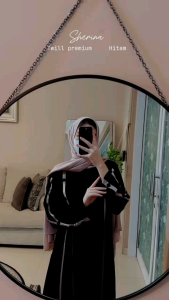 Desain Gamis Cantik Fairuz Sherina & Tips Memilih Dress Wanita Modern