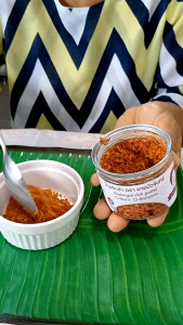 4 กระปุก : สะดวกทาน สะดวกพกพา เป็นของฝากก็งามตา  ถูกใจผู้รับ ประทับใจผู้ให้ นึกถึงอาหารเหนือ แบบคนเชียงใหม่