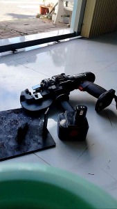 [HCM] Máy đột lỗ thủy lực dùng Pin IKURA IS MP15L ( Đã qua sử dụng )