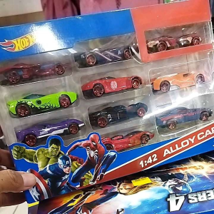 Die Cast Hw Avenger terbaru isi 10 pcs Body Alloy / Metal