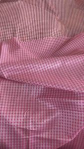 Khăn bàn caro nhí hồng đỏ trang trí nhà cửa và cắm trại