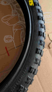 Ban Luar 20 x 2.125 / 2.30 Kingland Atlantis Sepeda BMX Lipat Minion Ban Luar Sepeda 20 x 2.125 20 x 2.30 Ban Luar Sepeda 20