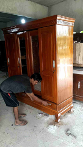 Lemari Pakaian Minimalis 4 Pintu Sliding Kayu Jati