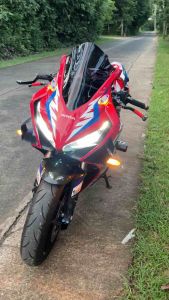 ปิดกระจก CBR650R CBR650F CBR500R มีไฟเลี้ยวในตัว