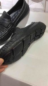 [Chính hãng] Giày nam cao su non siêu nhẹ kháng nước chống trơn màu đen quai đúc liền siêu bền(ảnh thật)