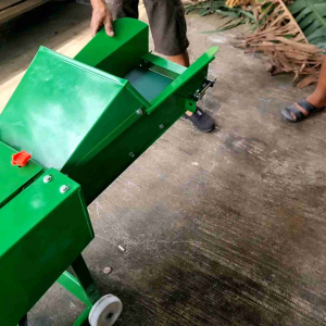 Mesin Pencacah Rumput Dan Ranting Mahkota MCC-308 Mahkota MCC-308 pencacah tebot Jagung pencacah Jerami pencacah rumput
