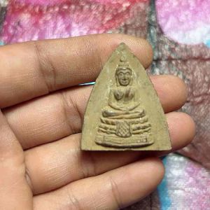 พระกลีบบัวใหญ่ หลวงปู่โต๊ะ วัดประดู่