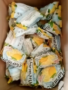 sabun harmony 70 gram bikin wangi sepanjang hari. lembut dan nyaman di kulit harga untuk 12 pcs farian warna random acak expd aman masih lama 27/28