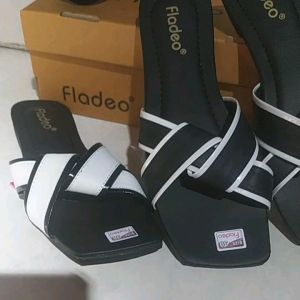 PROMO sandal wanita terbaru // sandal teplek // sandal kekinian // sandal cantik nyaman dan awet // Slippers-panda sendal flat