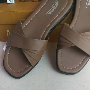 SANDAL WANITA TERBARU // SANDAL TEPLEK // SANDAL KEKINIAN NYAMAN DAN AWET // SLIPPERS-QPAS