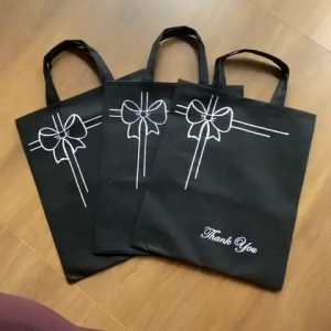 (isi 25 biji) TAS GOODIEBAG BINGKISAN OLEHOLEH MUAT JAJAN SNACK WARNA HITAM PITA THANKYOU READY BANYAK SIAP KIRIM F25X30