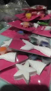 painting kit/plaster figuring/buget kit/lootbag filler