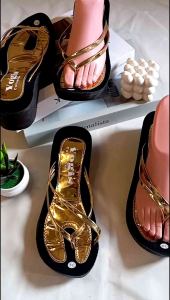 Sandal Wedges Wanita Terbaru Model Flatinum Hak Sedang Sendal Cewe