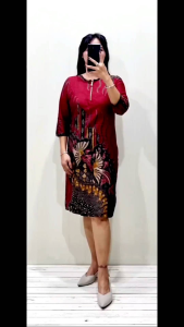 BATIK COUPLE SOLO SARIMBIT PASANGAN KELUARGA ANAK PEREMPUAN LAKI LAKI KONDANGAN MODERN JUMBO DRESS TUNIK WANITA VIVO KERIS MERAH KEKINIAN PREMIUM KEMEJA PRIA BIG SIZE COUPEL COPEL KOPEL AYAH IBU SERAGAM SERAGAMAN