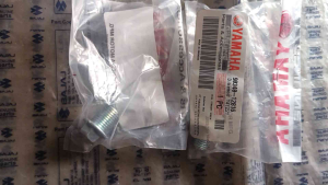 BAUT OLI BAWAH KANAN NMAX N MAX M3 TUTUP OLI BAWAH N-MAX LEXI FREEGO 90340-12816