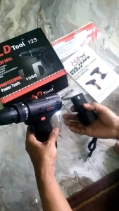 Cordless Drill  Brand : J.LD Tipe : 12S Kepala Bor : 10 mm Kecepatan Tanpa Beban : 0-350/1750 ( 0-550 r/min ) Torsi : 28-50 nmmesin bor cordless besi kayu charger 12Volt