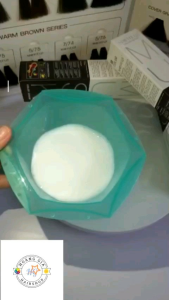 Oxy Trợ nhuộm không rát da đầu lên tông chuẩn kem mịn dể hòa tan  thơm _ Mocheqi Musk [ Chính Hãng ]