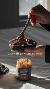 200g เนยถั่วอัลมอนด์เป็นสูตรนุ่มละเอียด มีตราเนเจอร์ไลฟ์สเปรด ไม่มีน้ำตาล คีโต เป็นเนโทมนتส่วนใหญ่ สุขสำหรับเกิดแพ้ตัวเอง